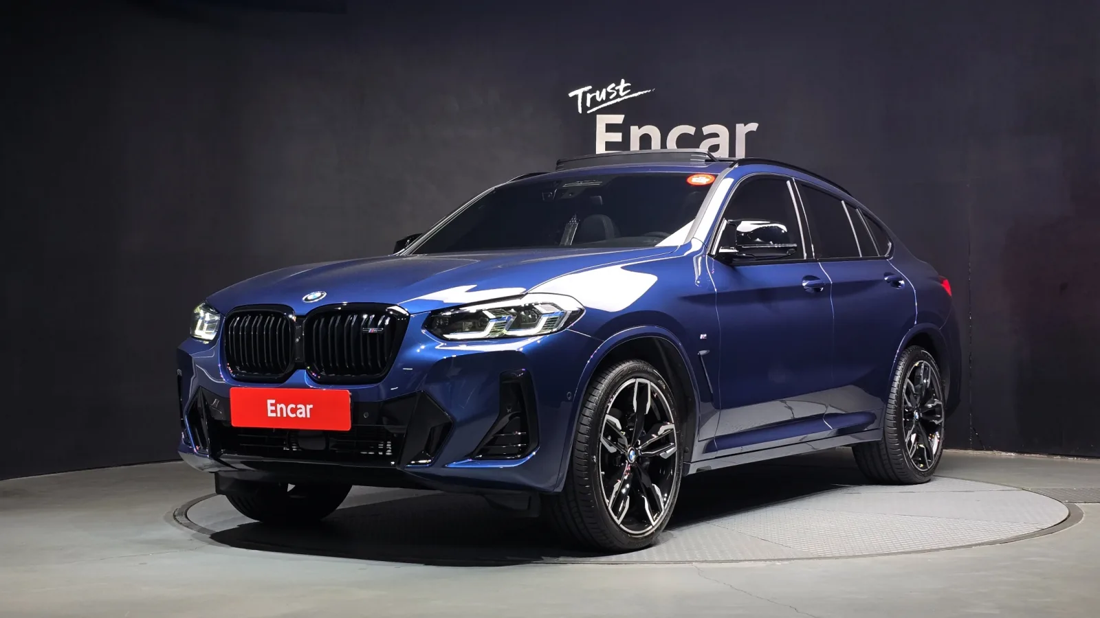 2025 BMW X4