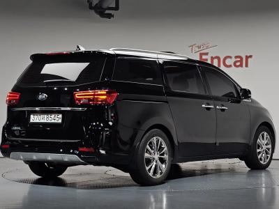 2020 Kia Carnival