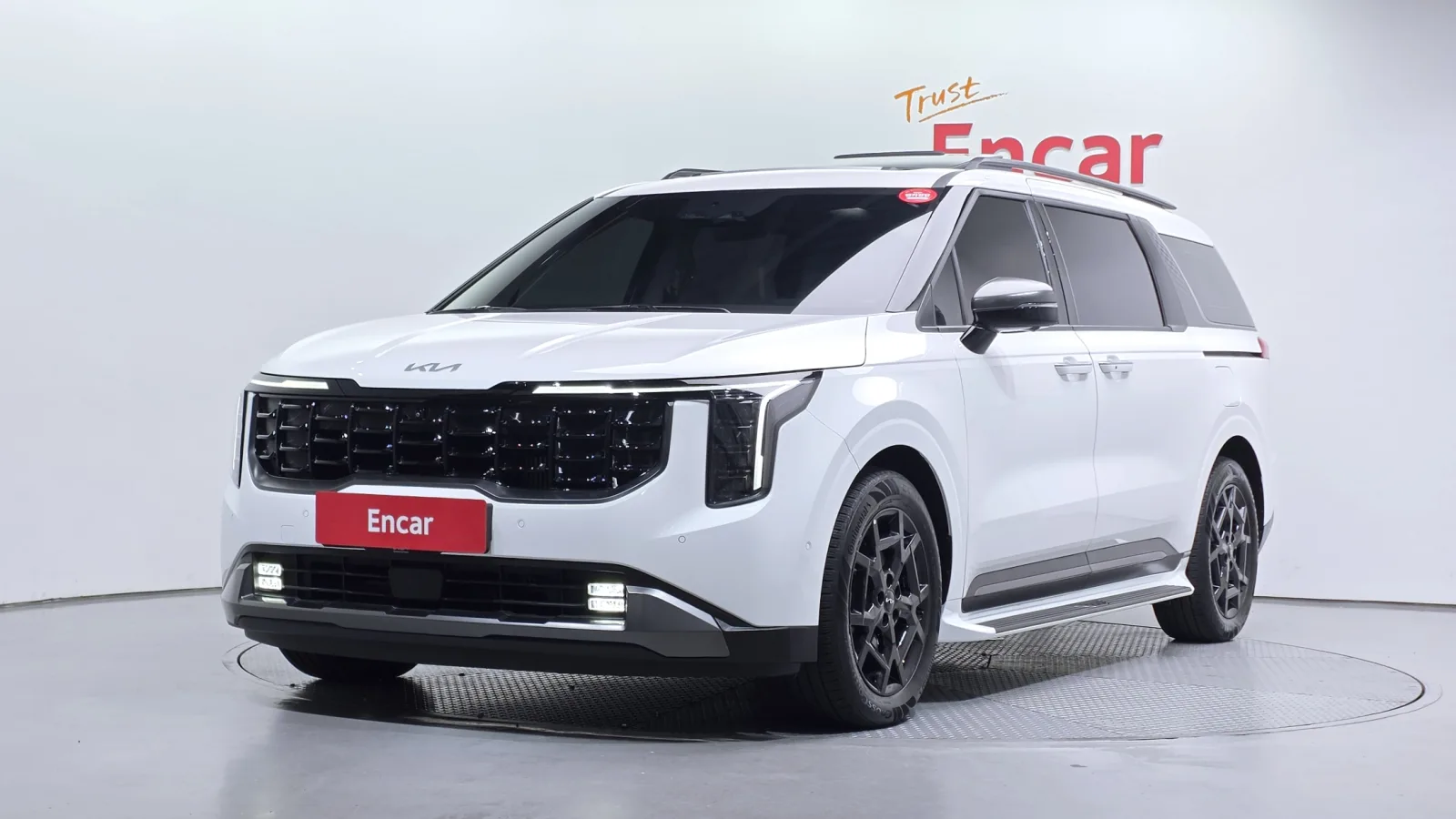 2025 Kia Carnival