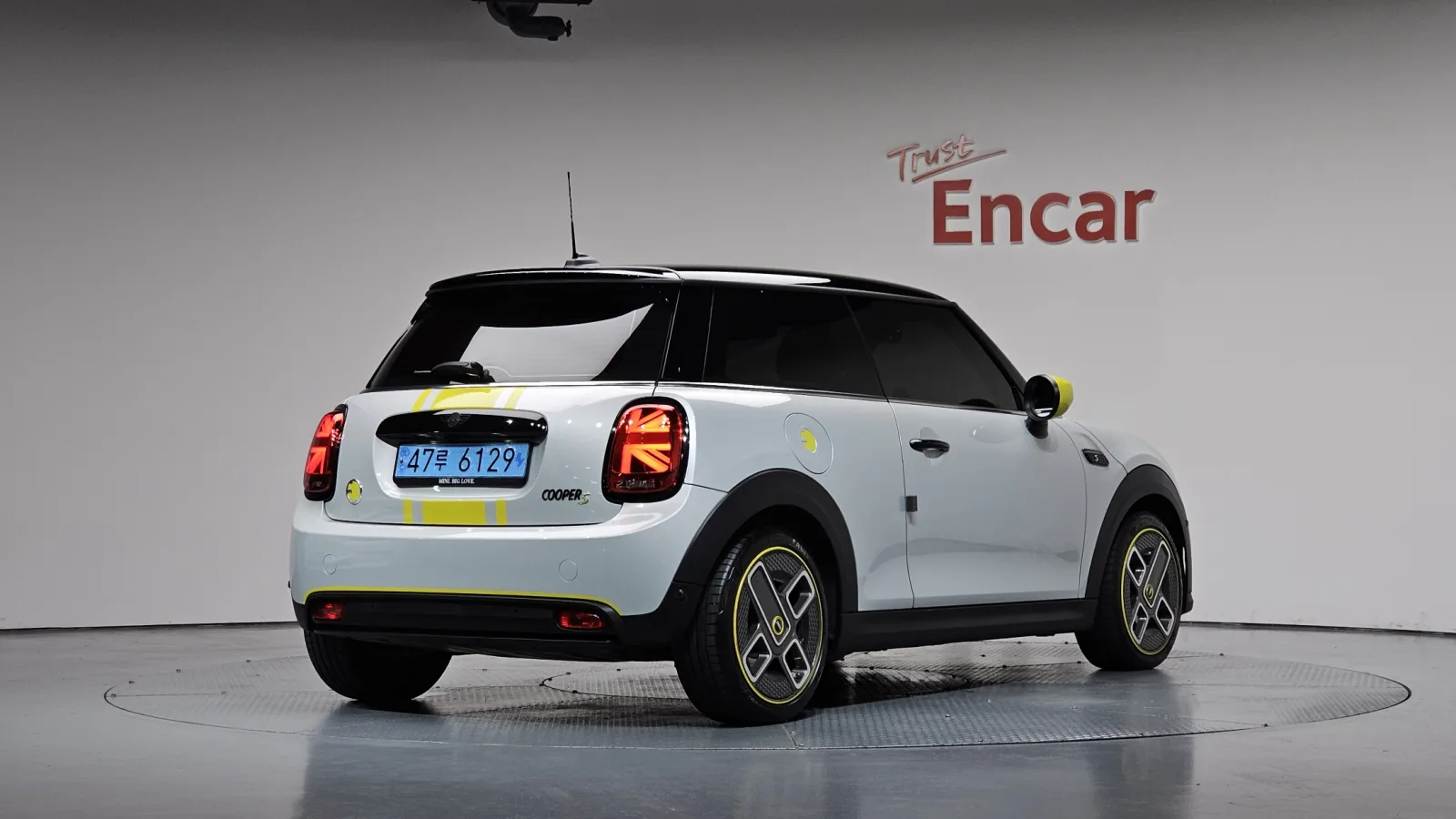 2022 MINI Cooper