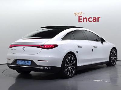 2023 Mercedes-Benz EQE