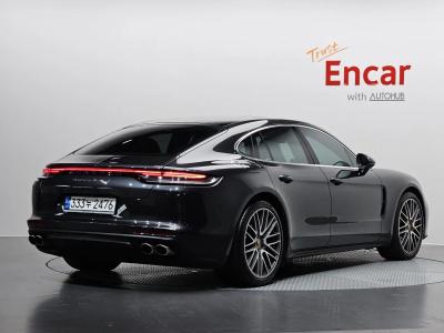 2023 Porsche Panamera
