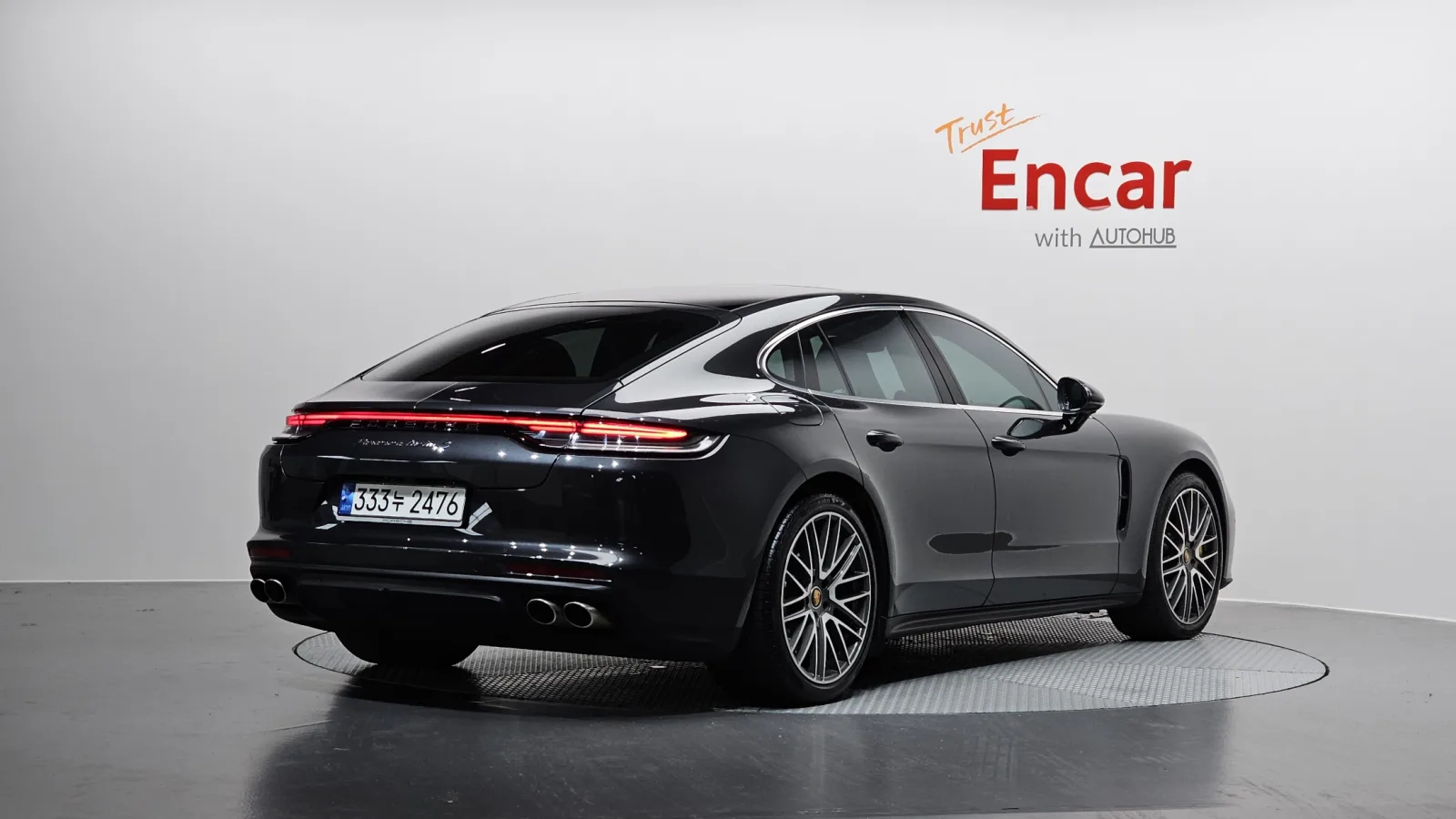 2023 Porsche Panamera