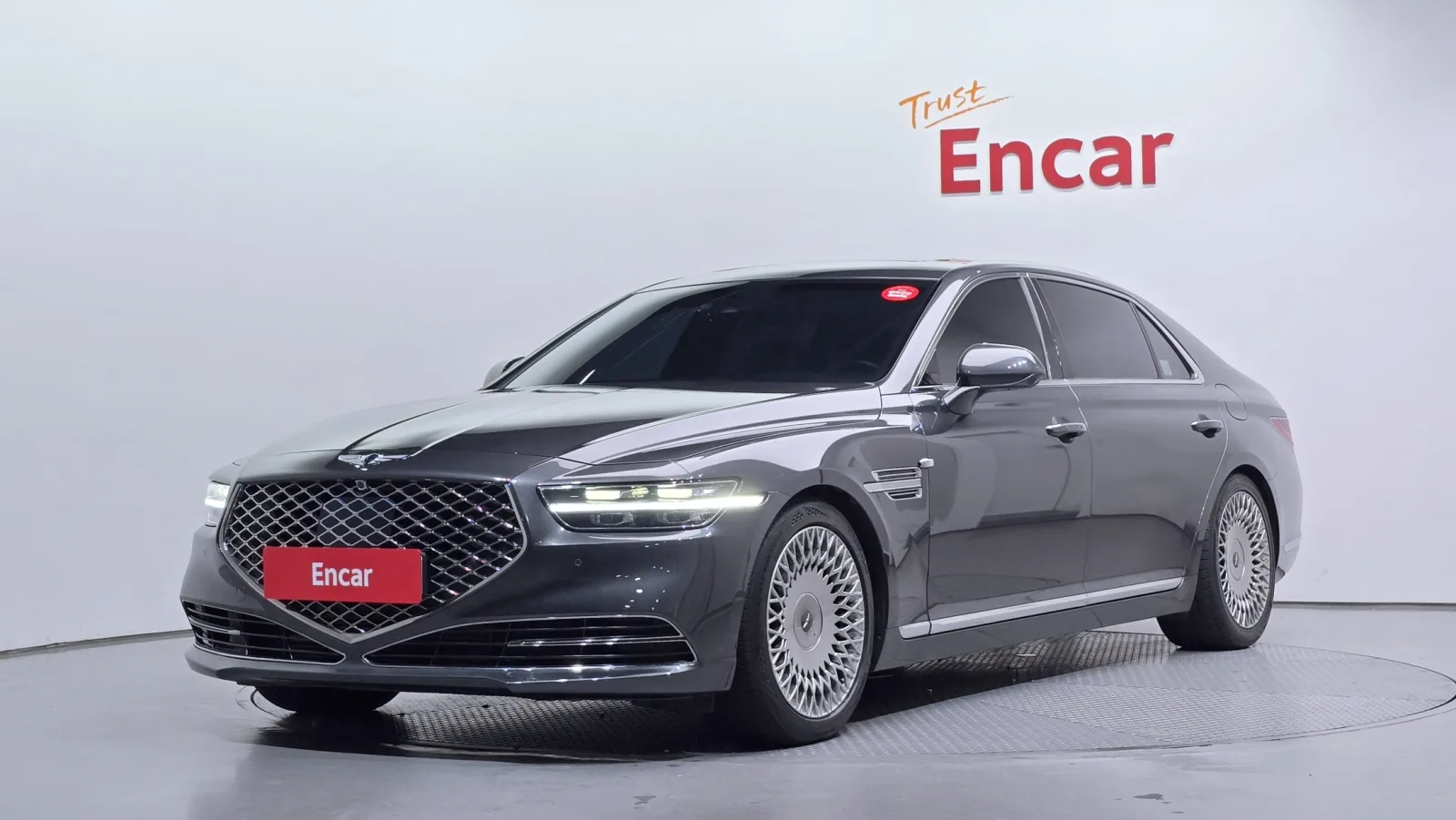 2019 Genesis G90