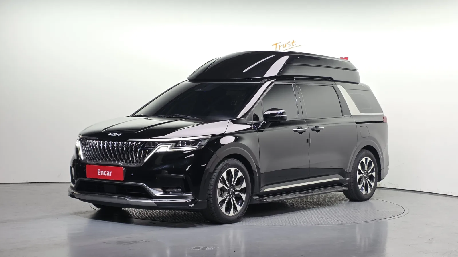2023 Kia Carnival