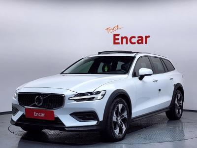 2021 Volvo V60