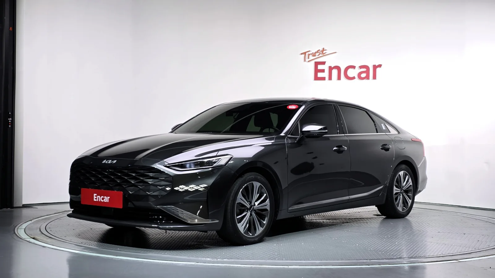 2023 Kia K8