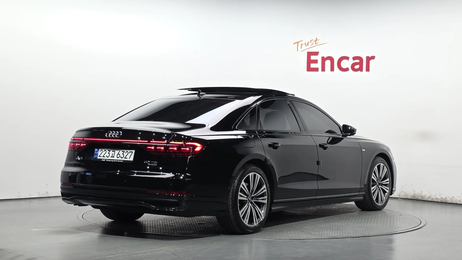 2023 Audi A8