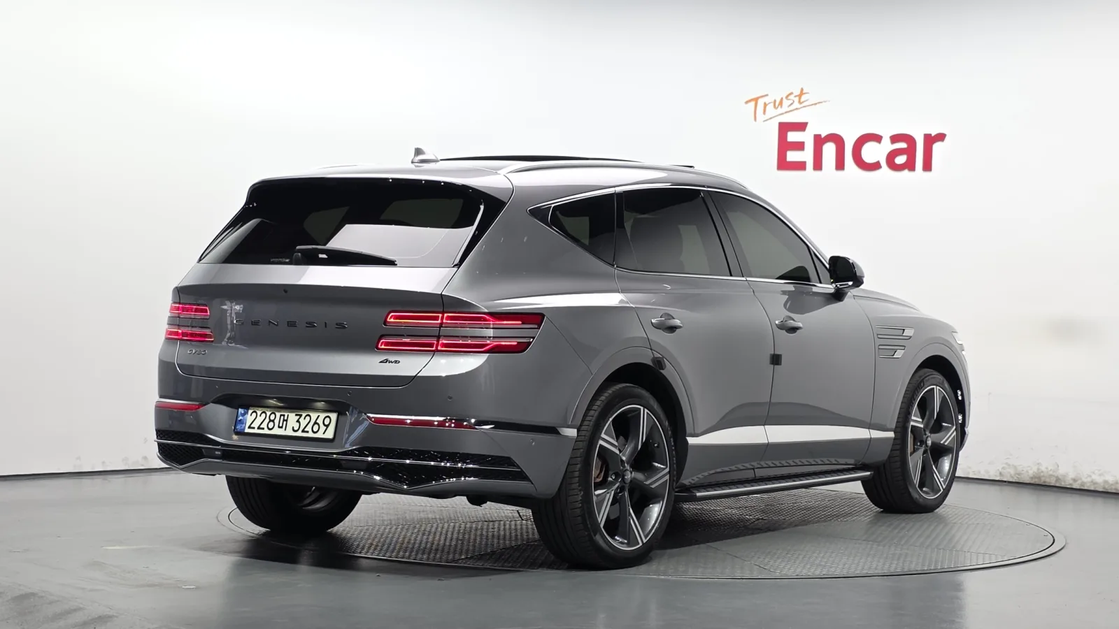 2024 Genesis GV80