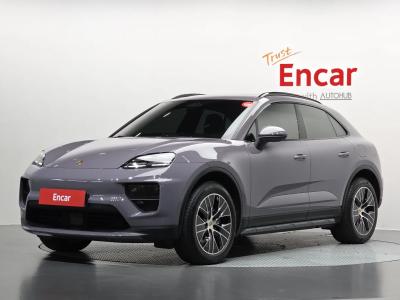 2025 Porsche Macan
