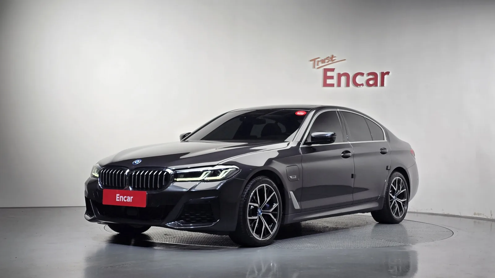 2022 BMW 5-Series