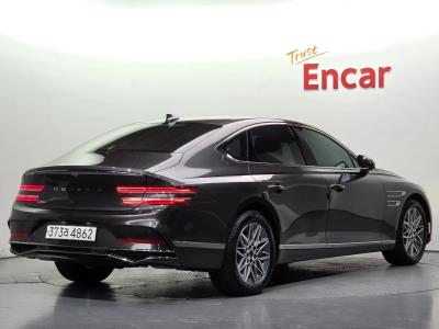 2025 Genesis G80