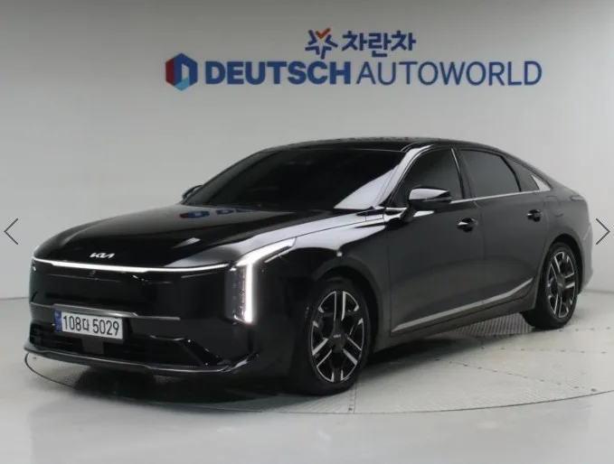 2025 Kia K8