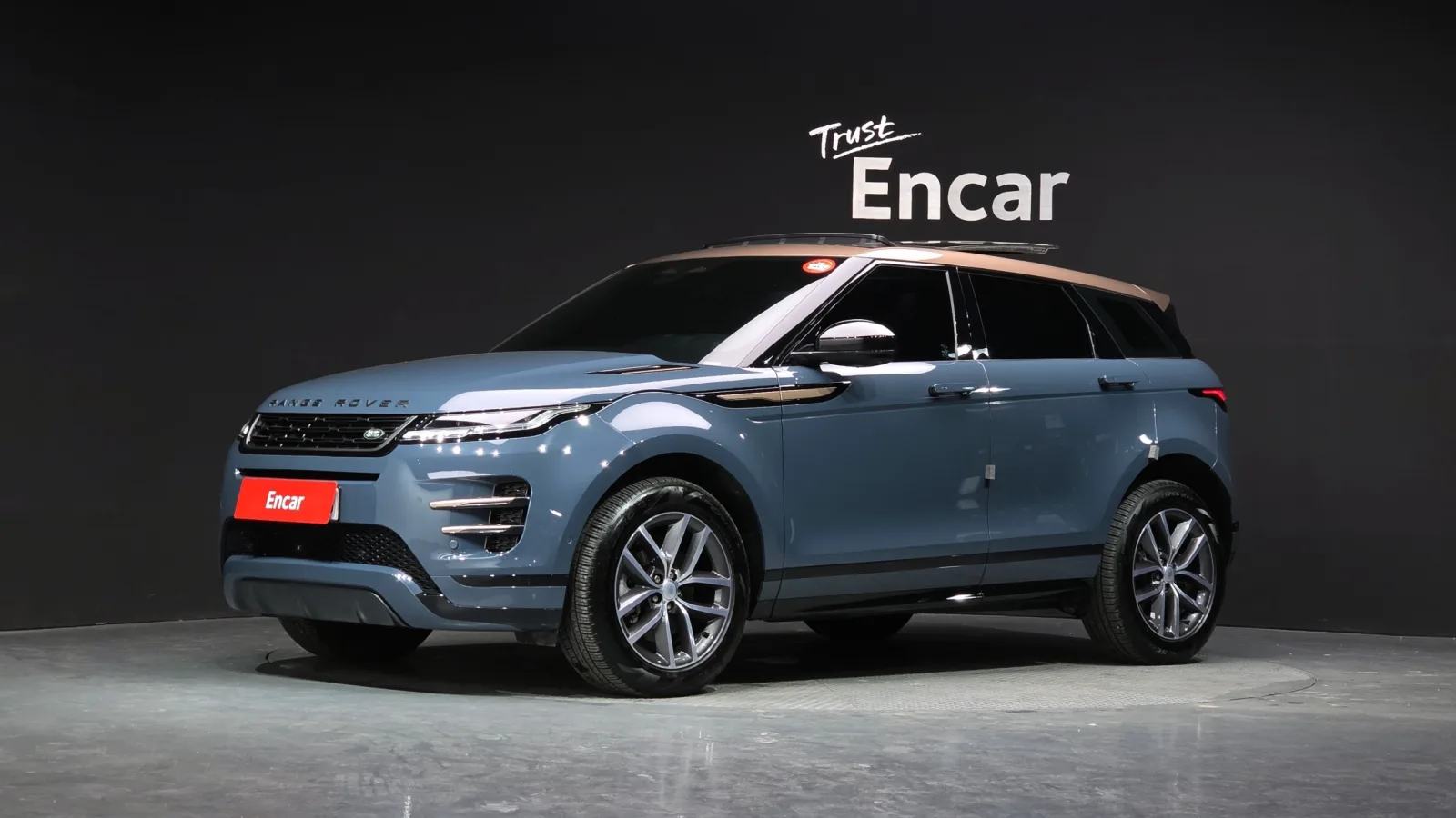 2025 Land Rover Range Rover Evoque