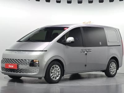 2023 Hyundai Staria