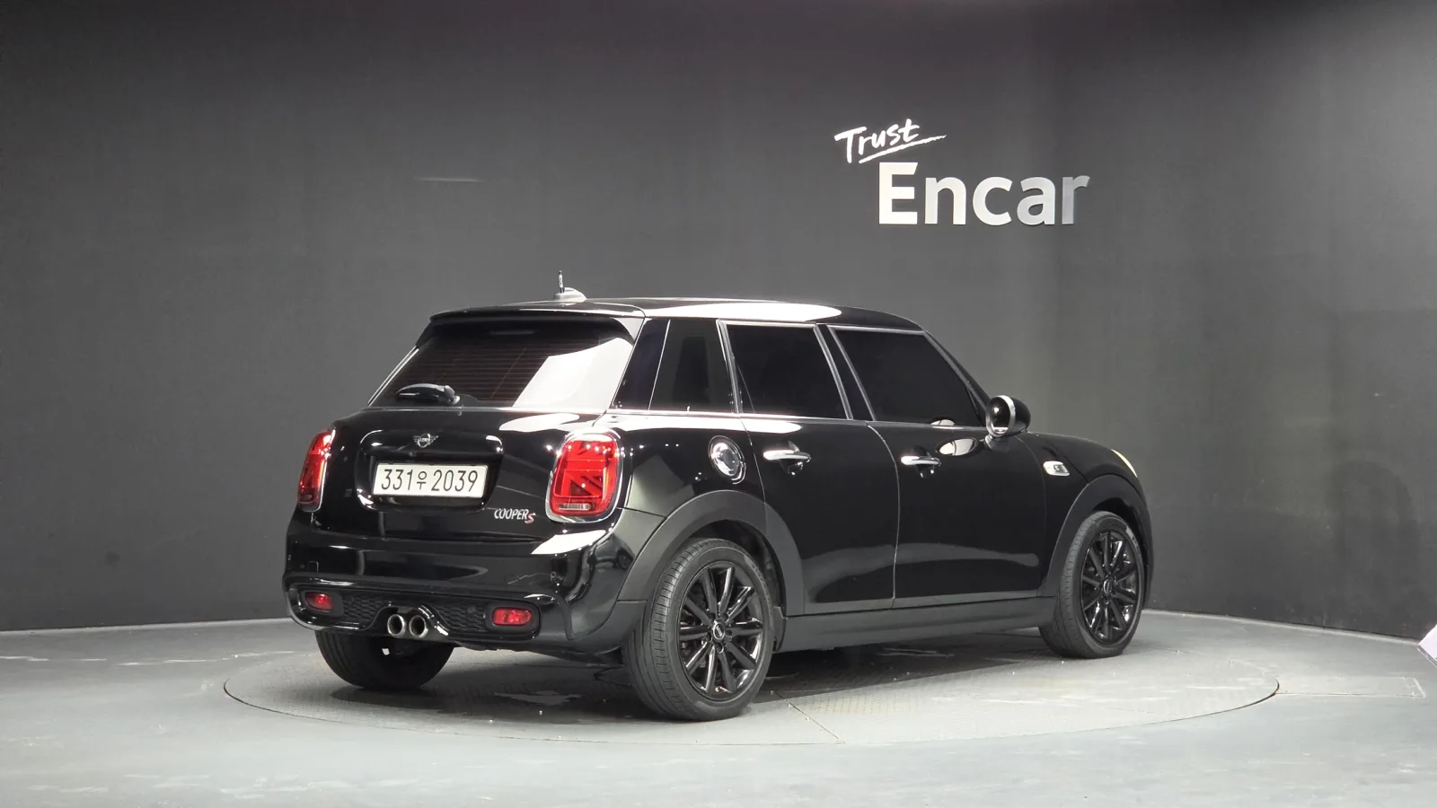 2019 MINI Cooper