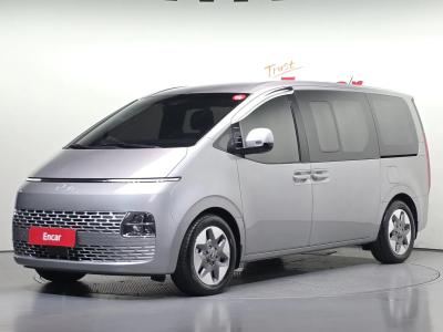 2025 Hyundai Staria
