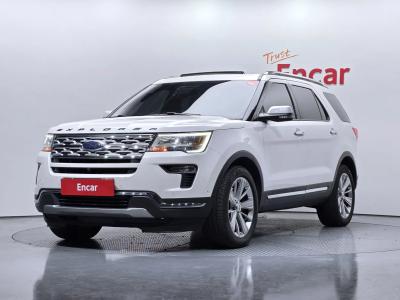 2019 Ford Explorer