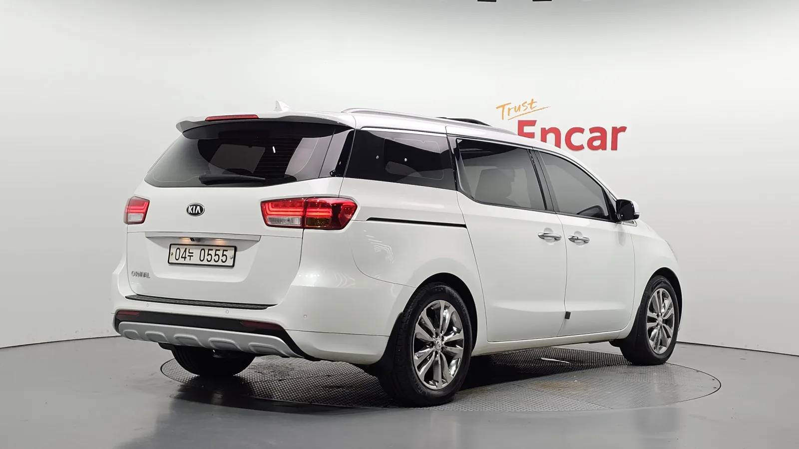 2016 Kia Carnival