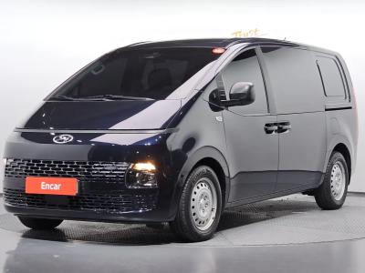 2022 Hyundai Staria