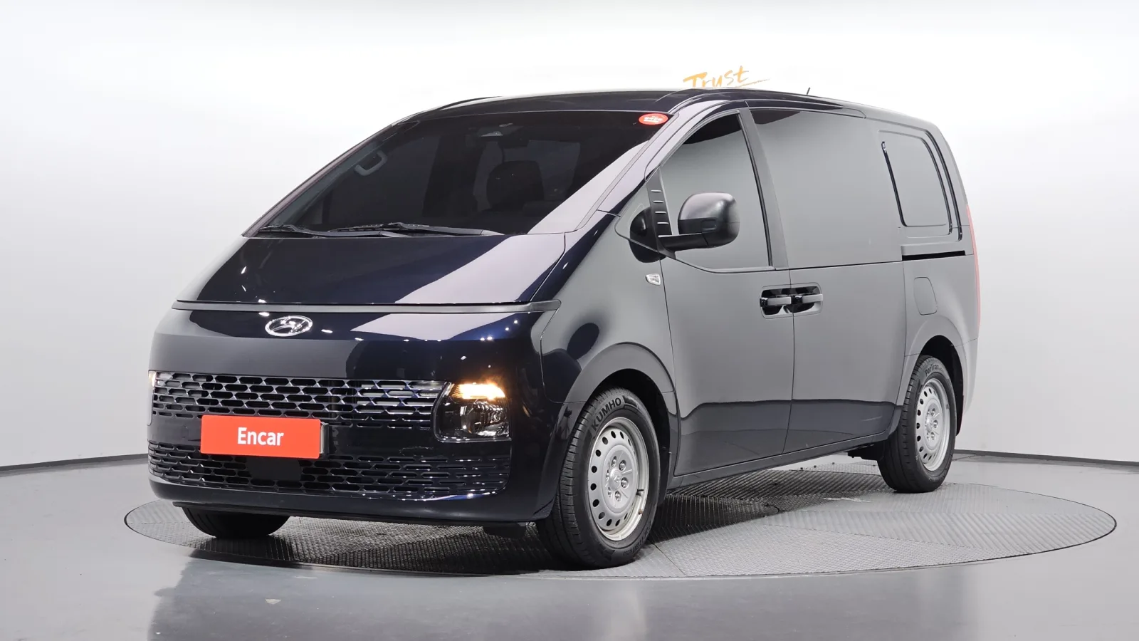 2022 Hyundai Staria