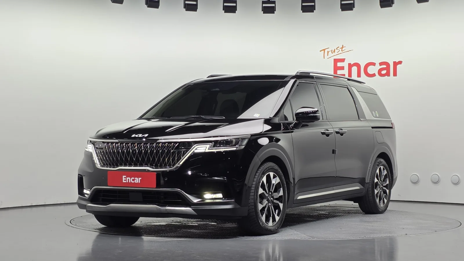 2023 Kia Carnival