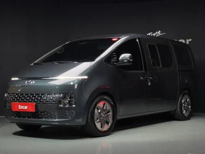 2023 Hyundai Staria