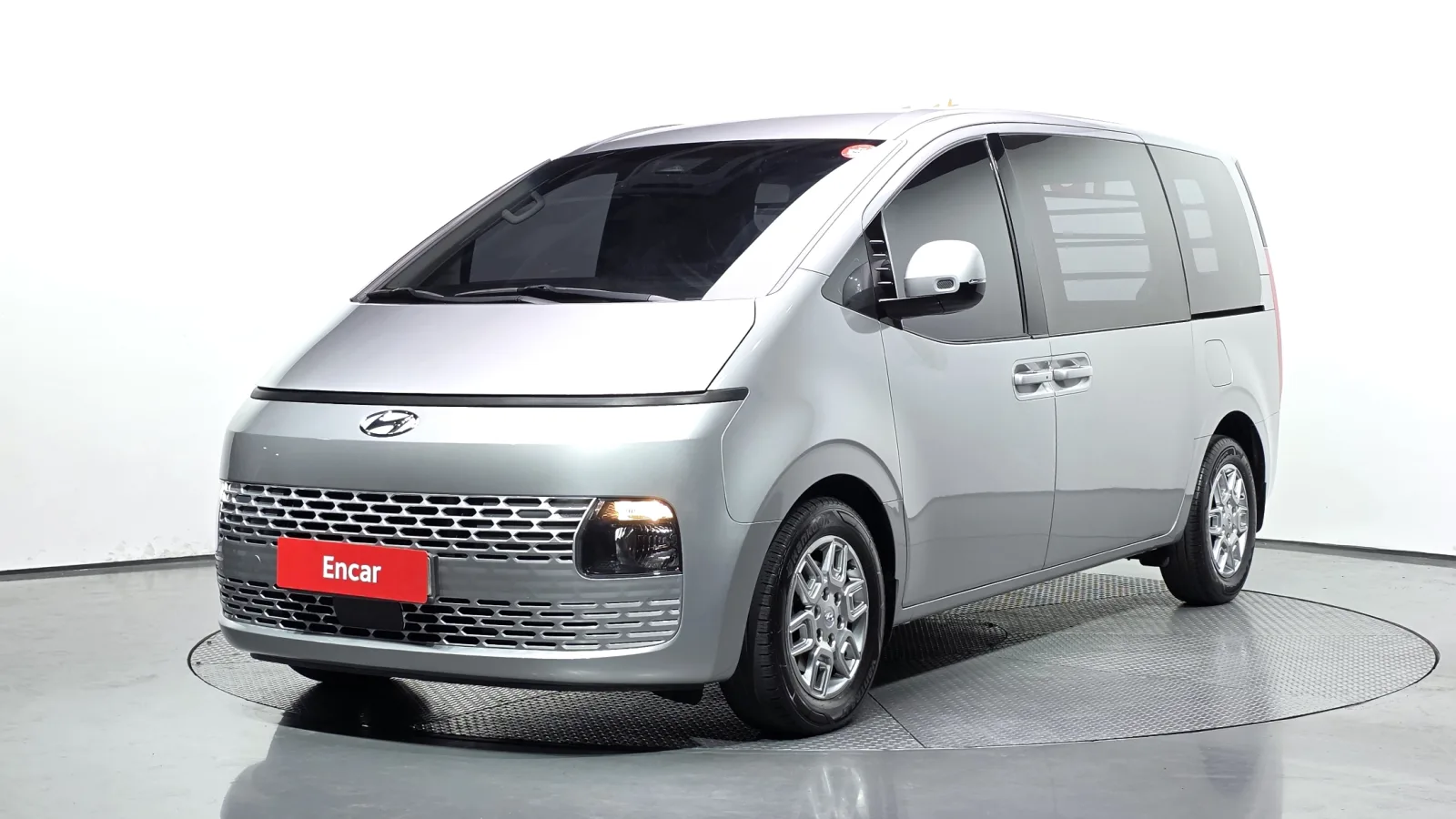 2022 Hyundai Staria