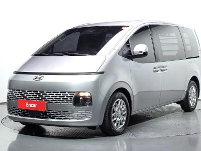 2022 Hyundai Staria