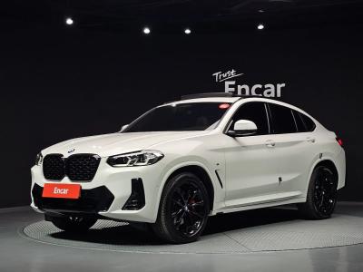 2025 BMW X4