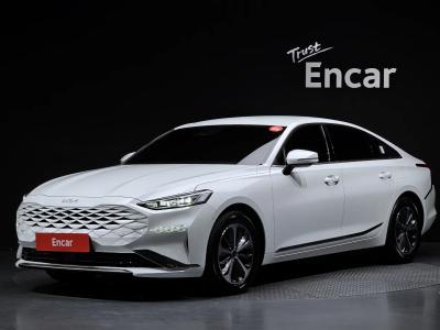 2023 Kia K8