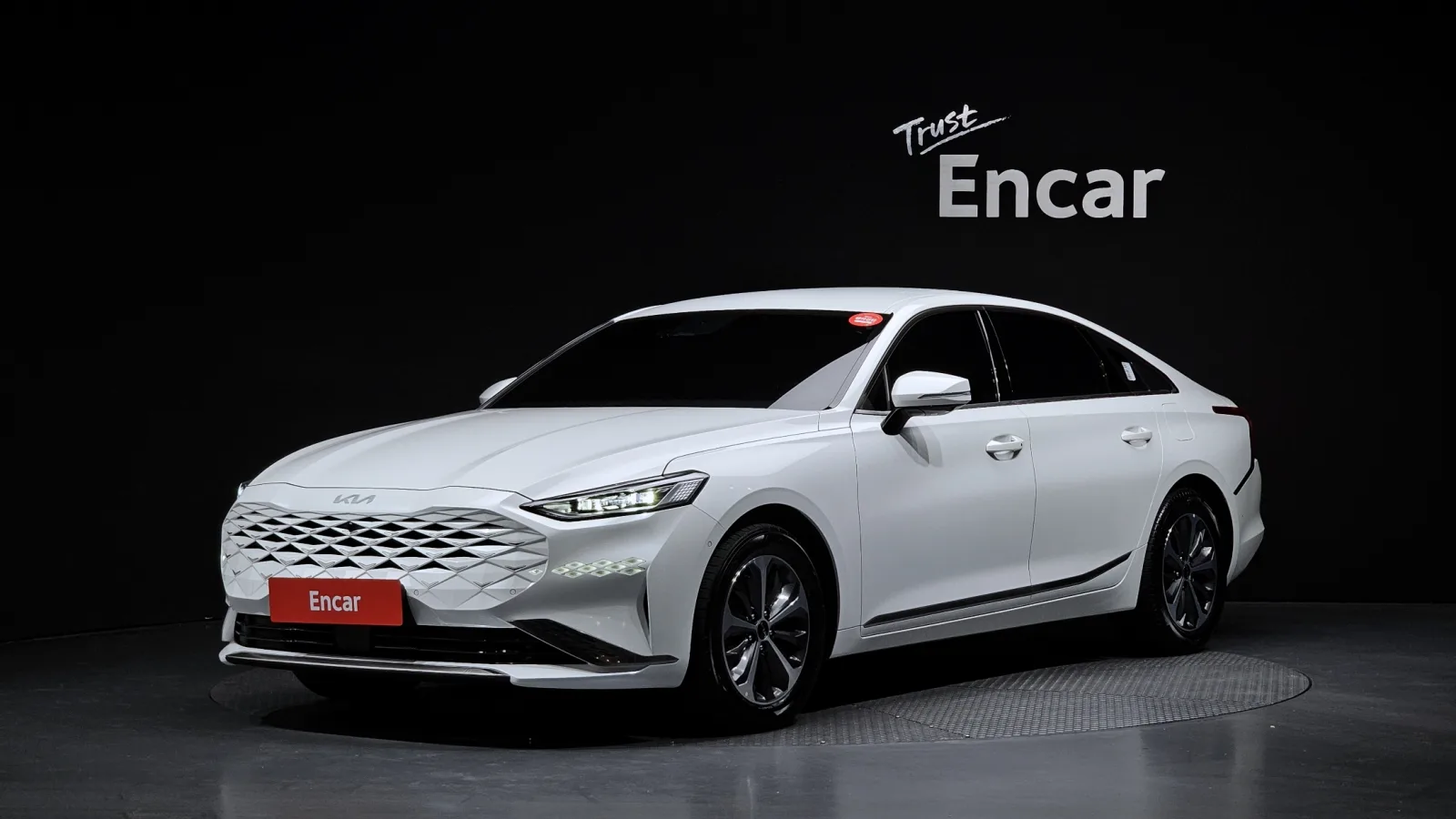 2023 Kia K8