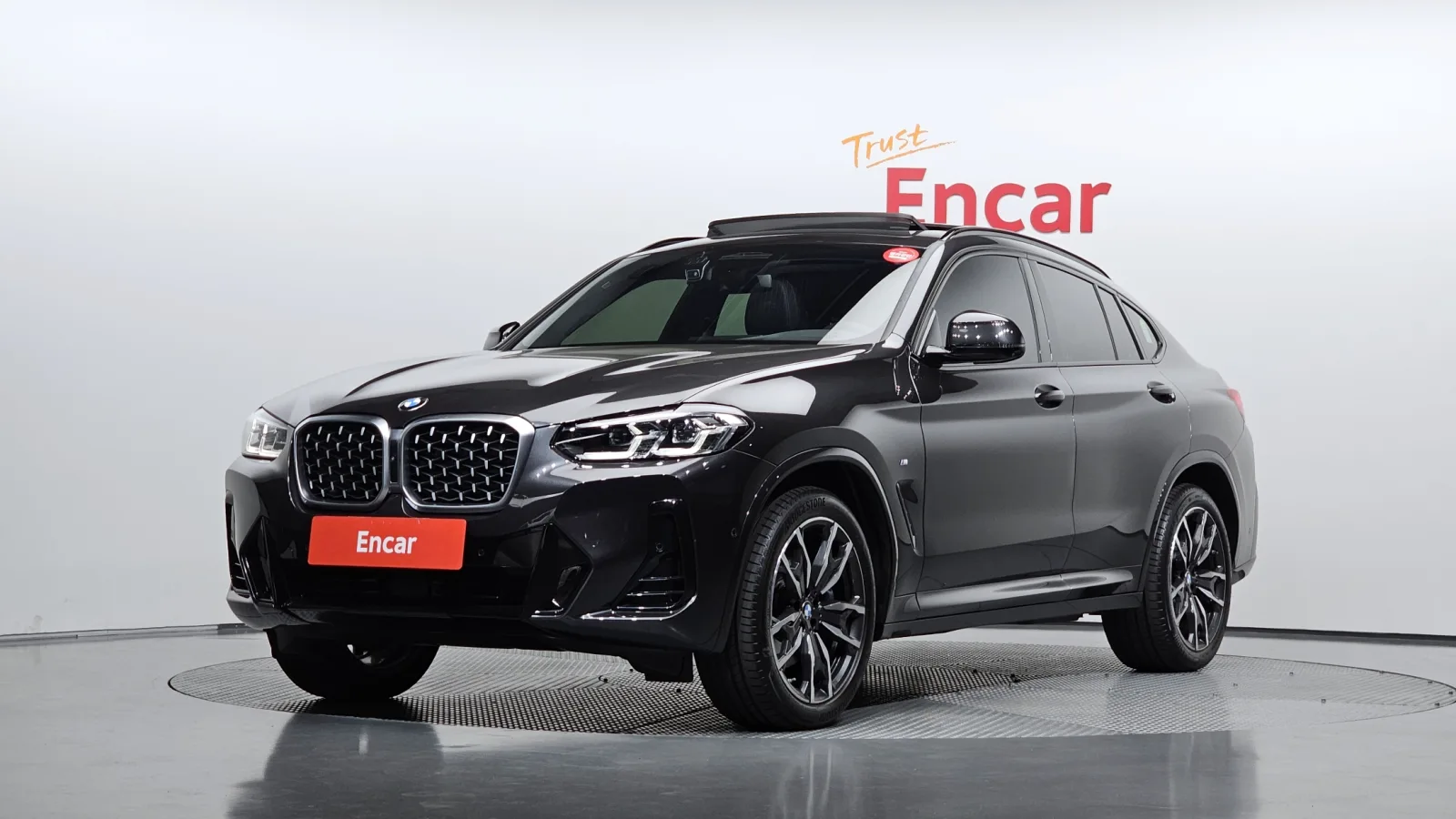 2025 BMW X4