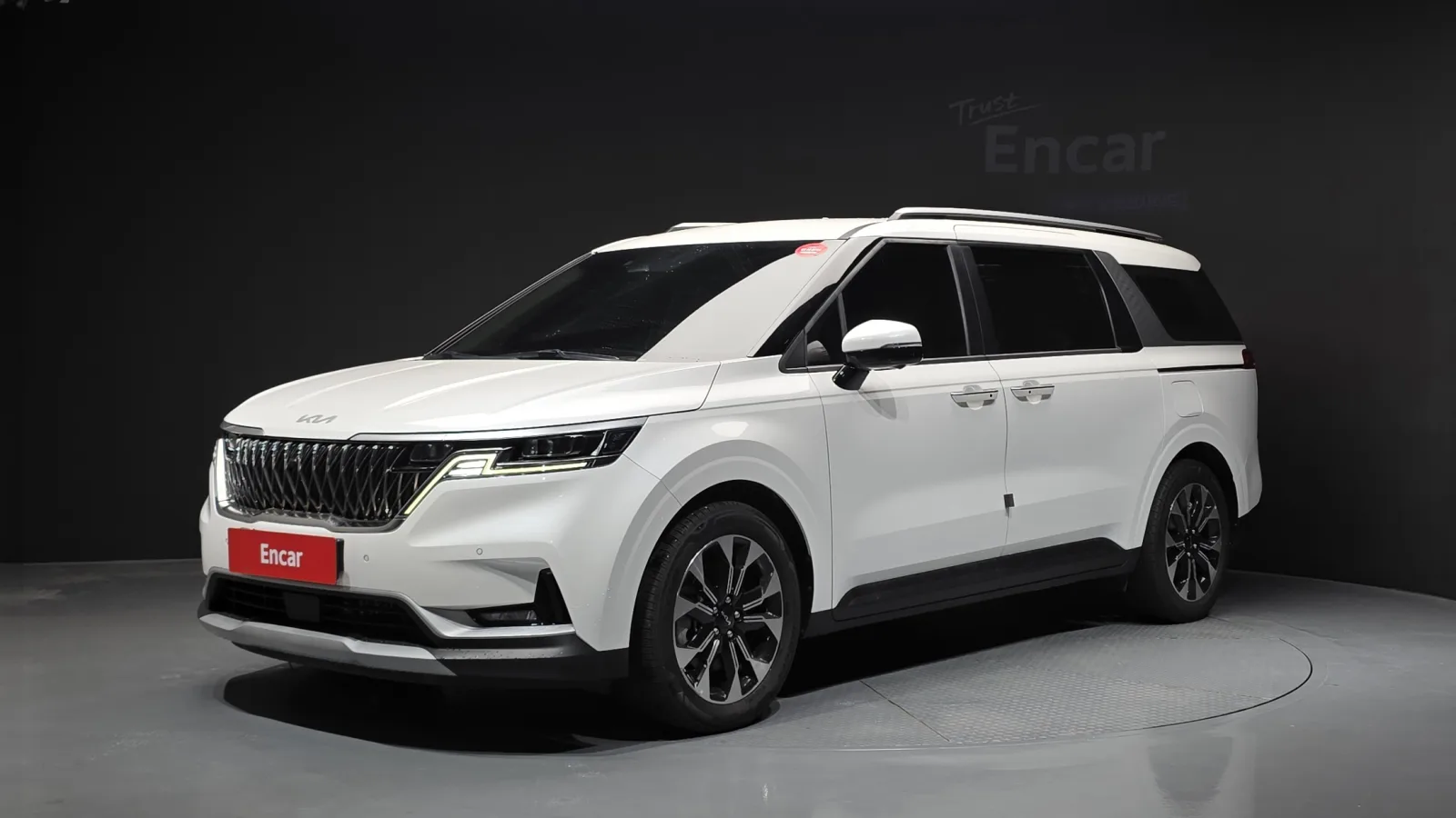 2023 Kia Carnival