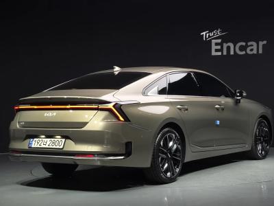 2025 Kia K8