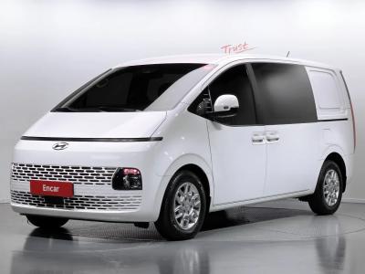 2022 Hyundai Staria
