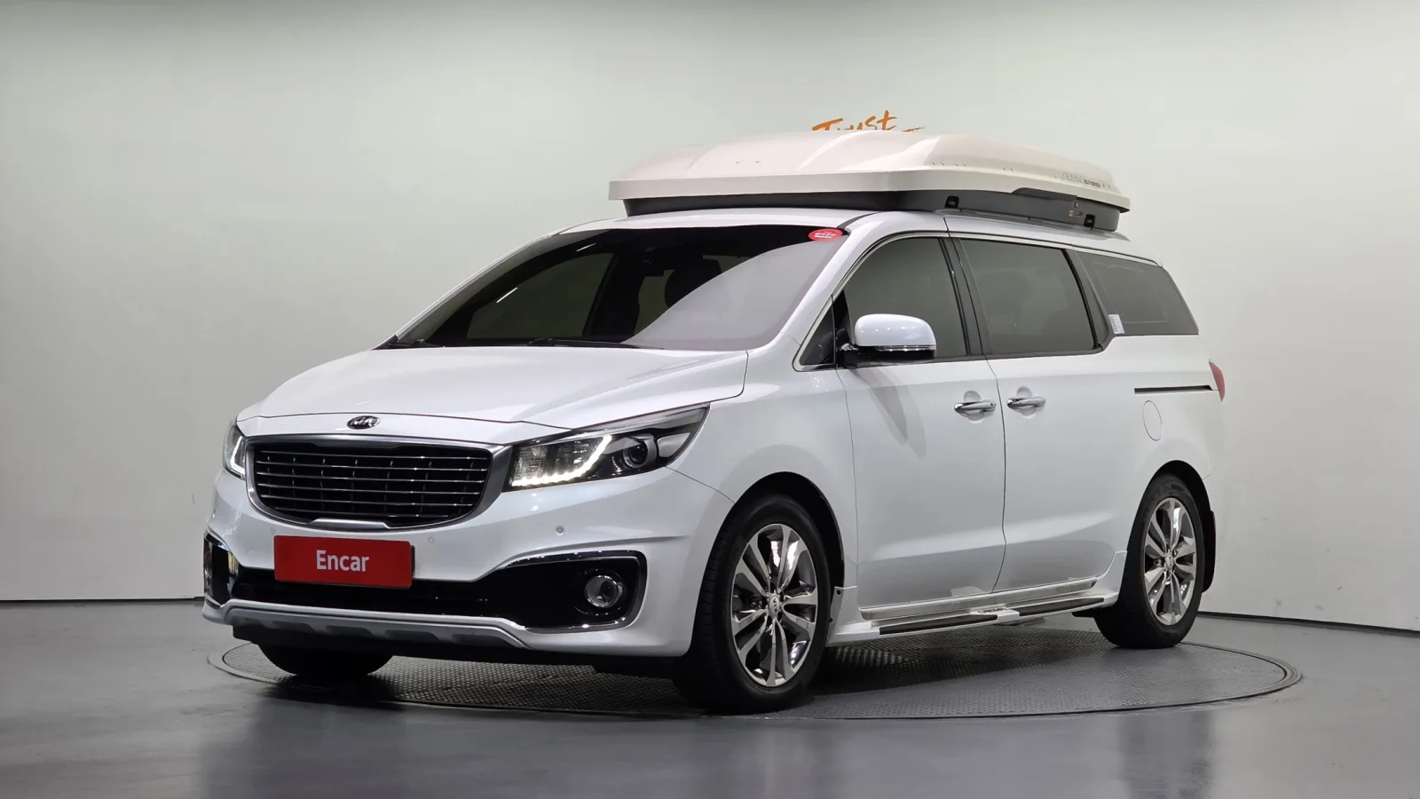 2017 Kia Carnival