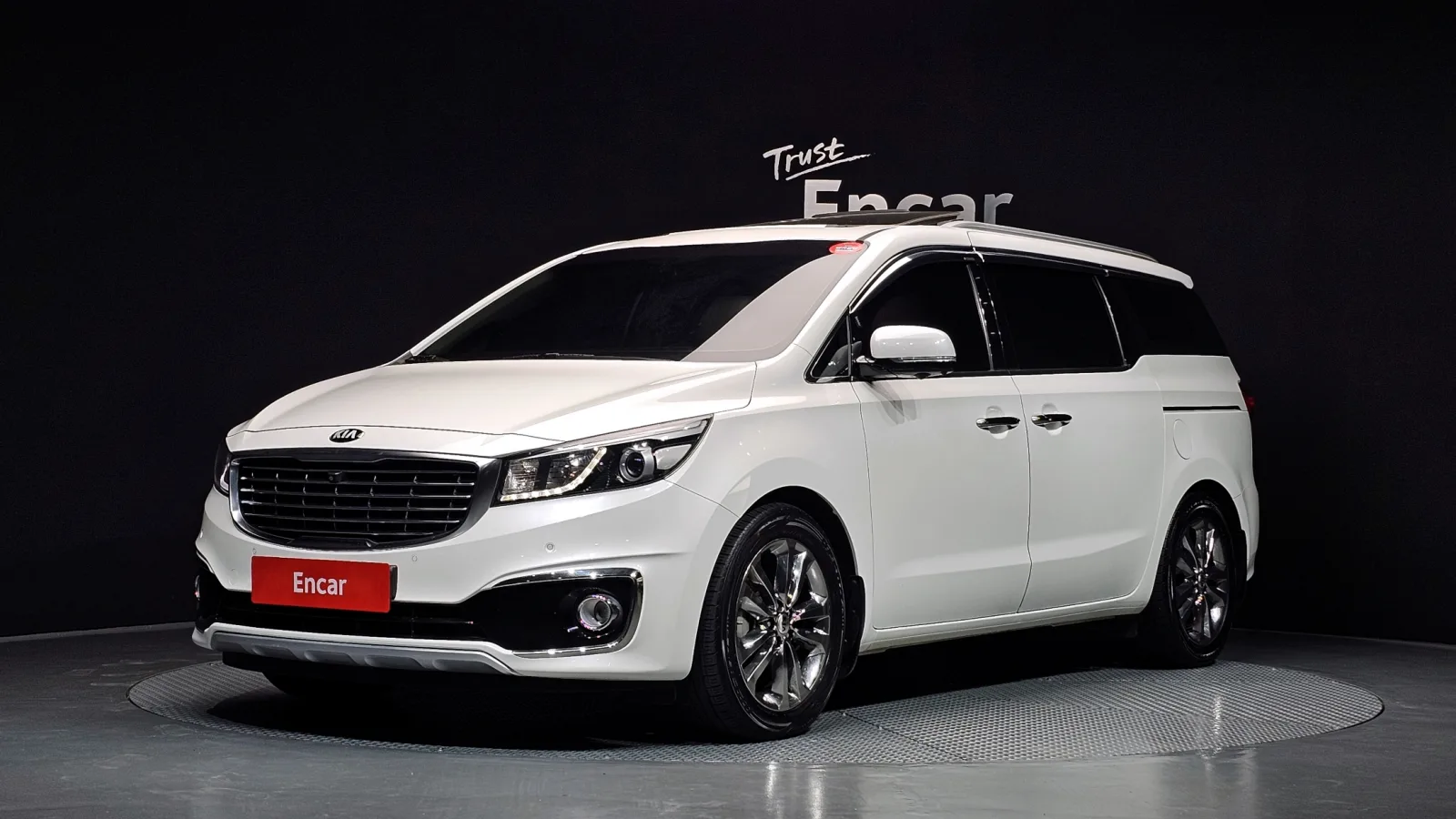 2016 Kia Carnival