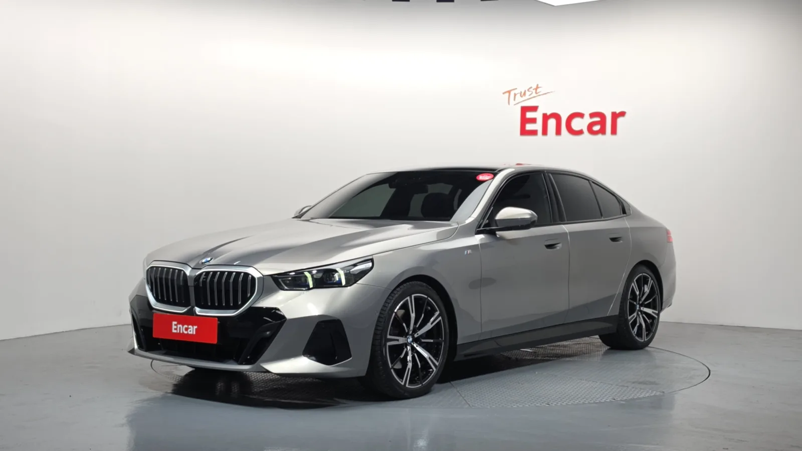 2025 BMW 5-Series