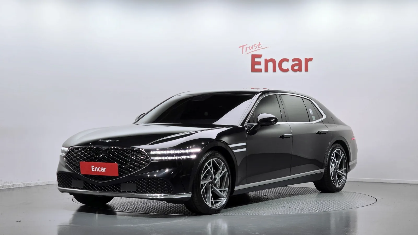 2023 Genesis G90