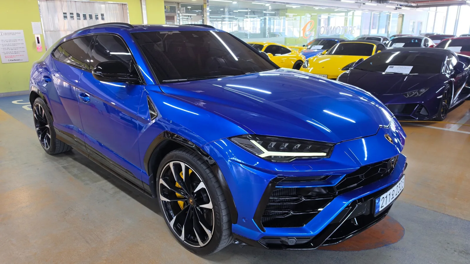 2022 Lamborghini Urus