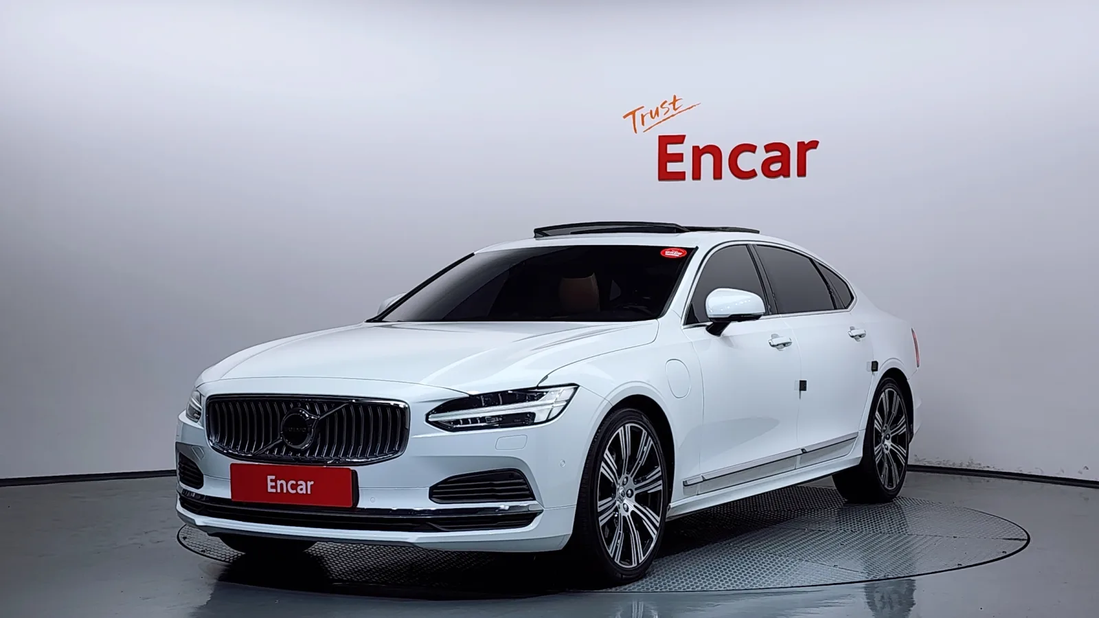 2021 Volvo S90