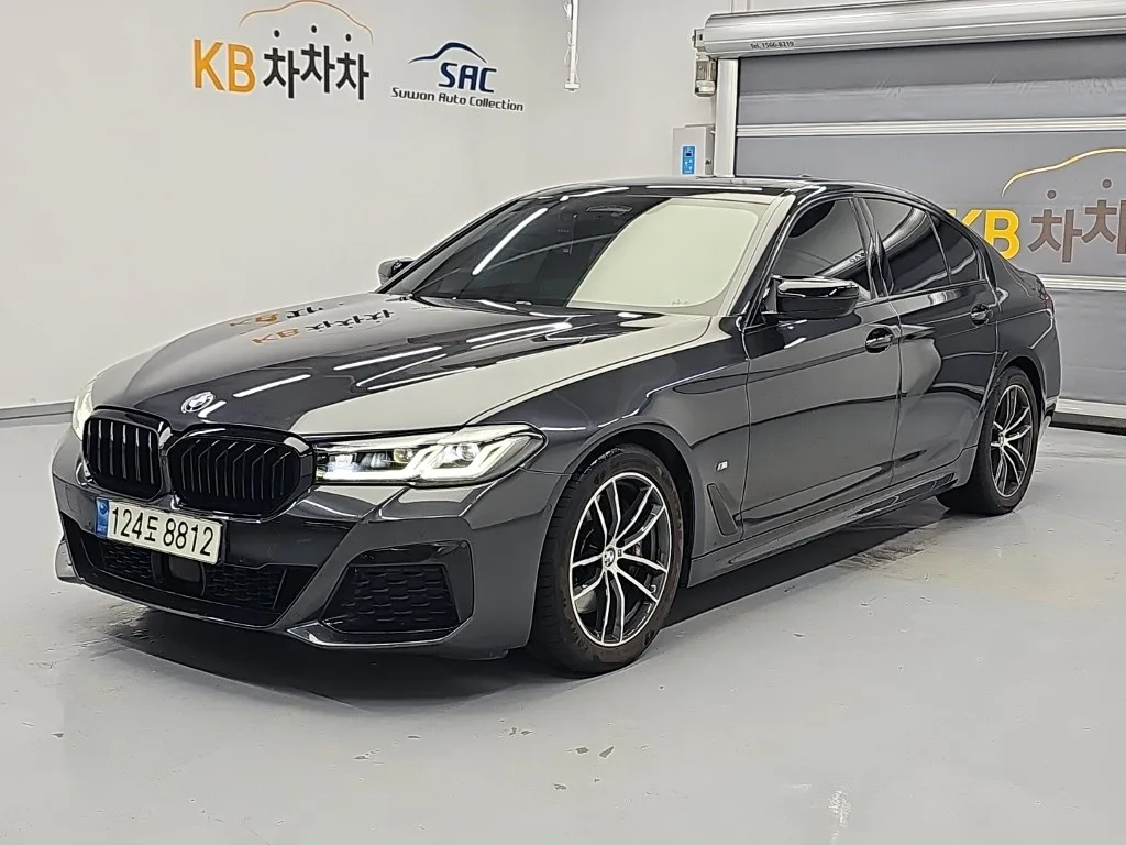 2022 BMW 5-Series
