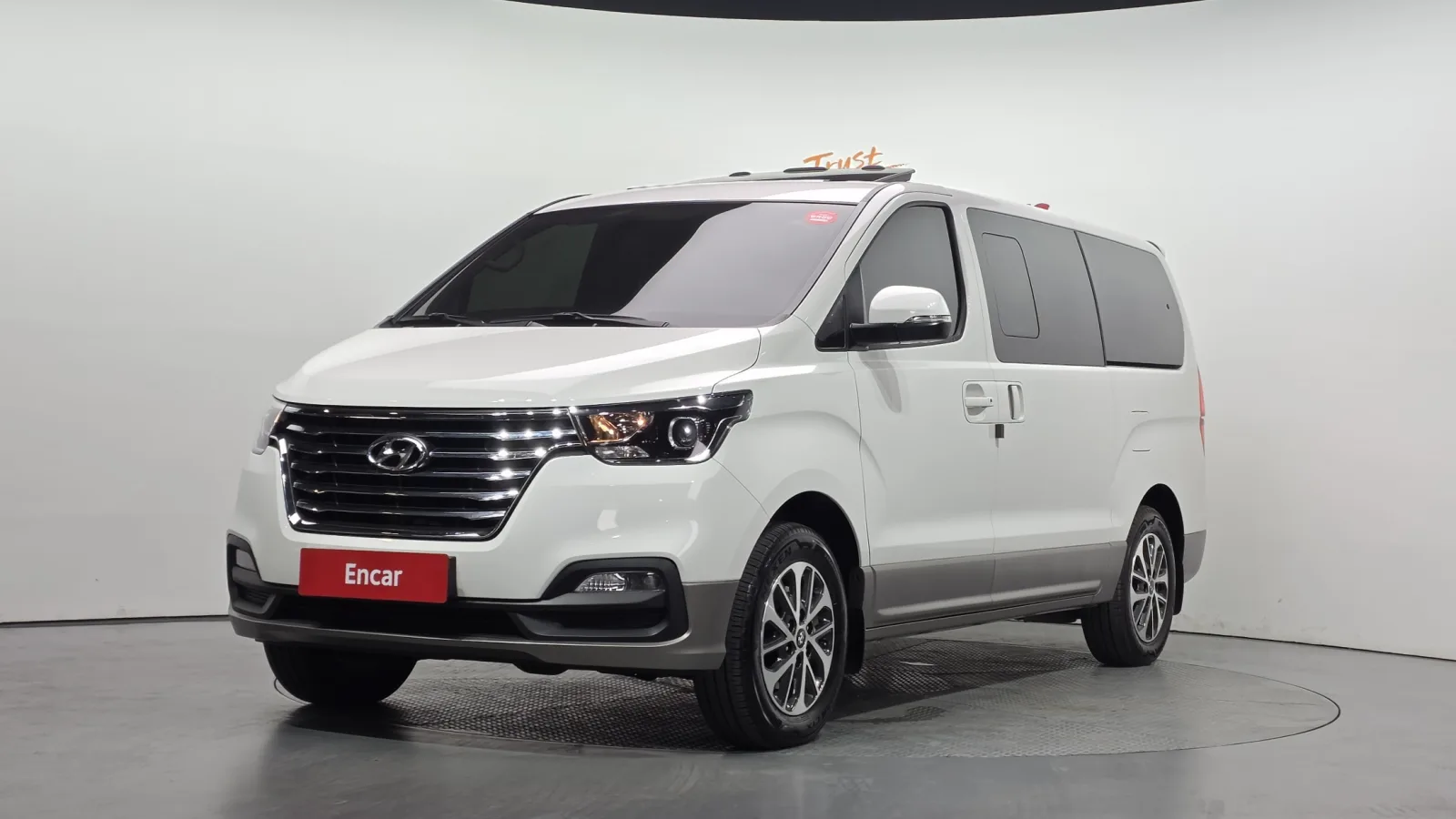 2021 Hyundai Starex