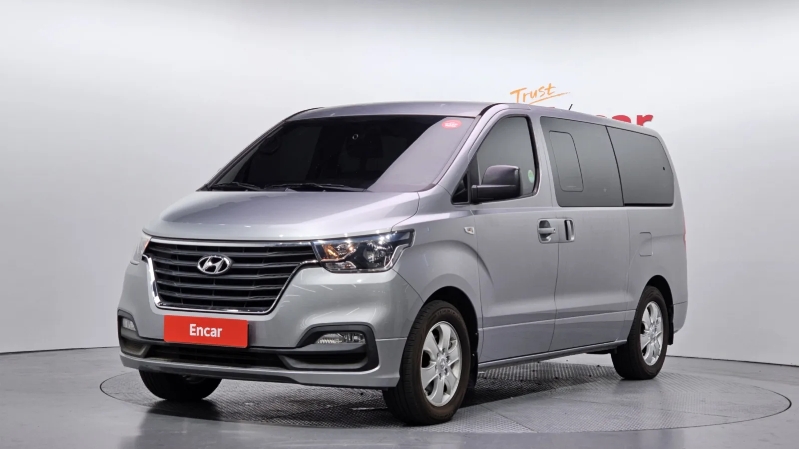 2019 Hyundai Starex