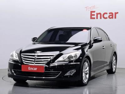 2013 Hyundai Genesis