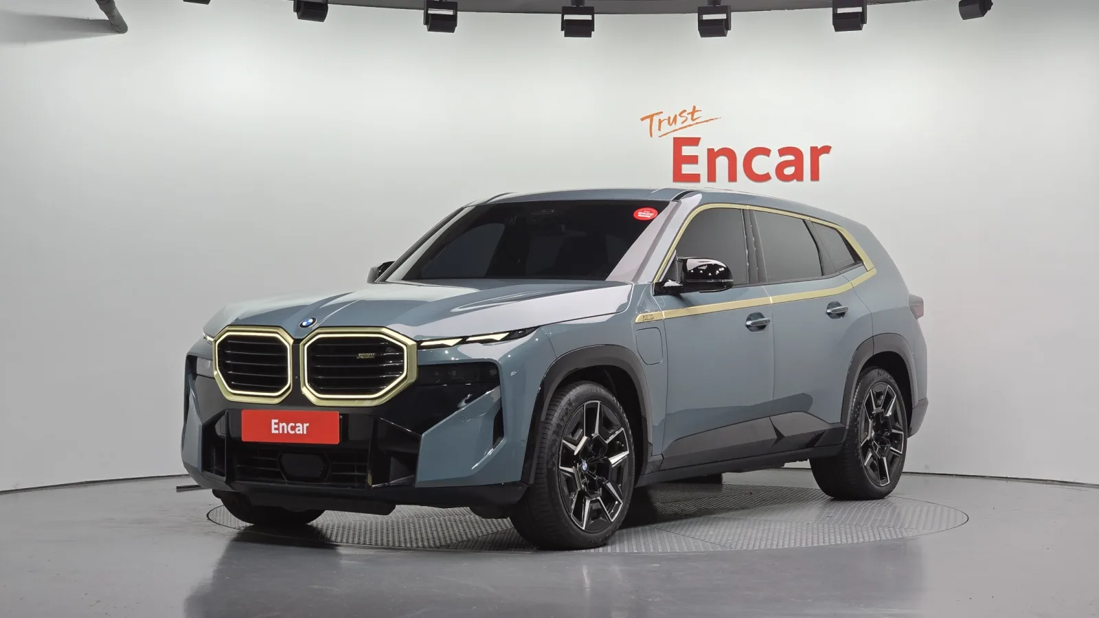 2023 BMW XM