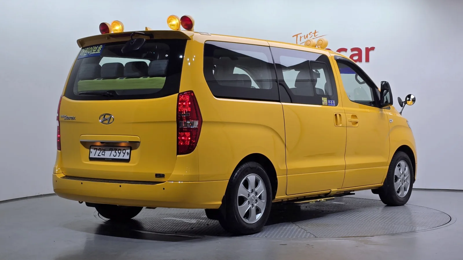 2019 Hyundai Starex