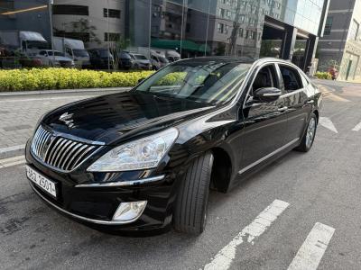 2012 Hyundai Equus