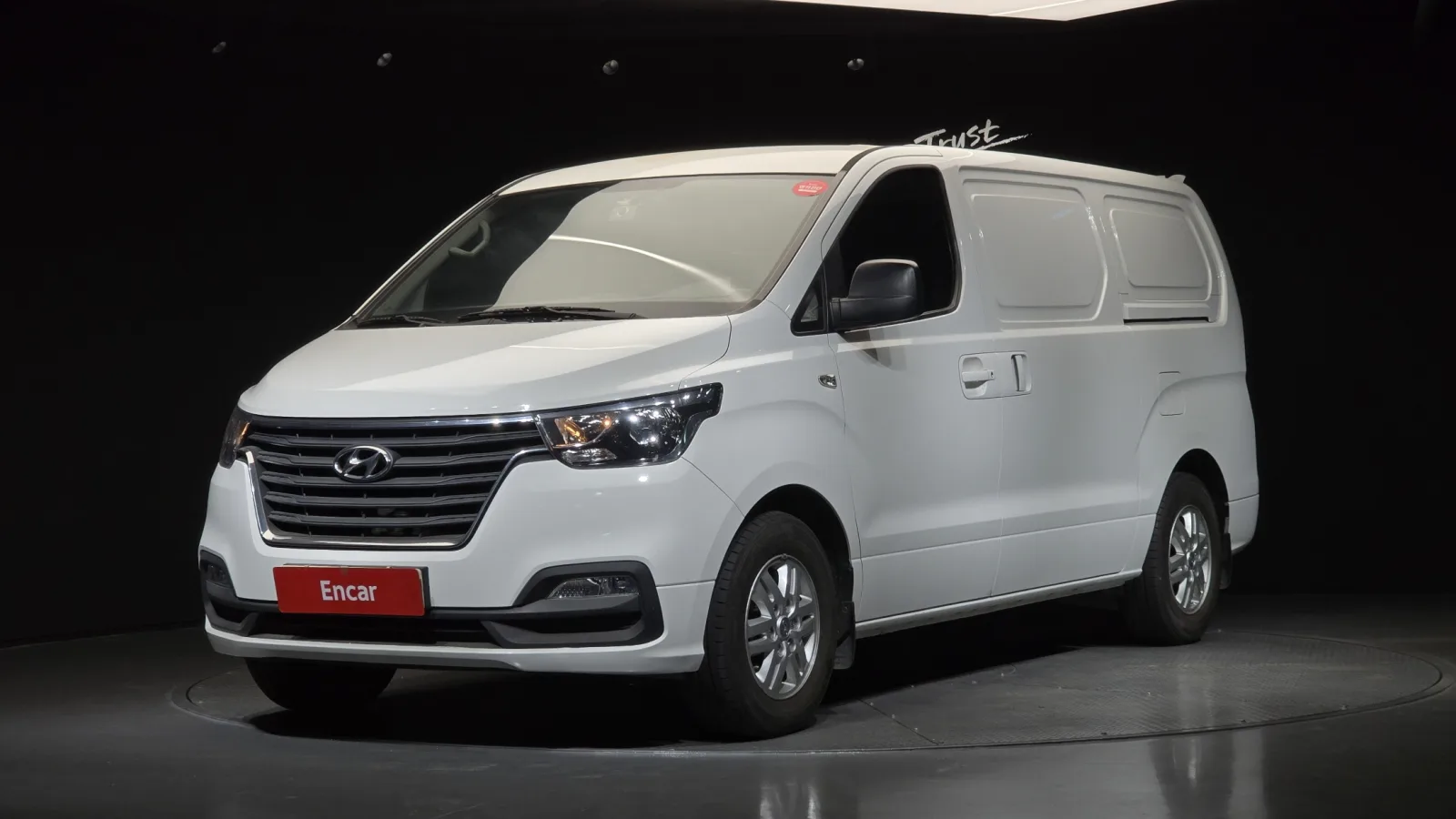 2019 Hyundai Starex